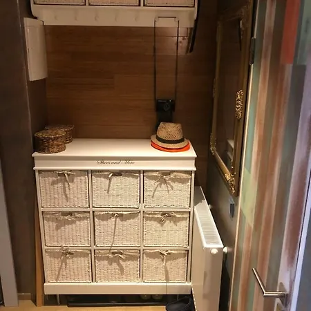 Appartamento Kolonada Apartman *